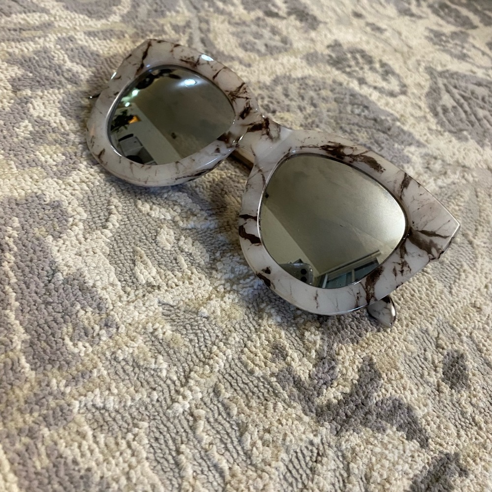 Quay sunglasses